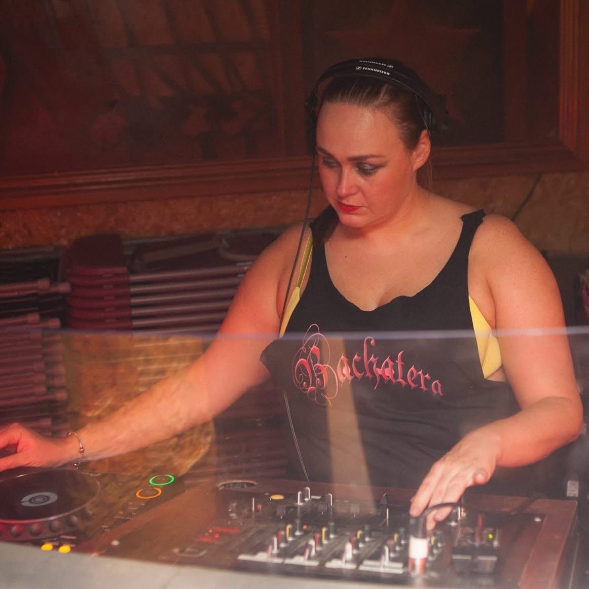 Dj Becky Bardot